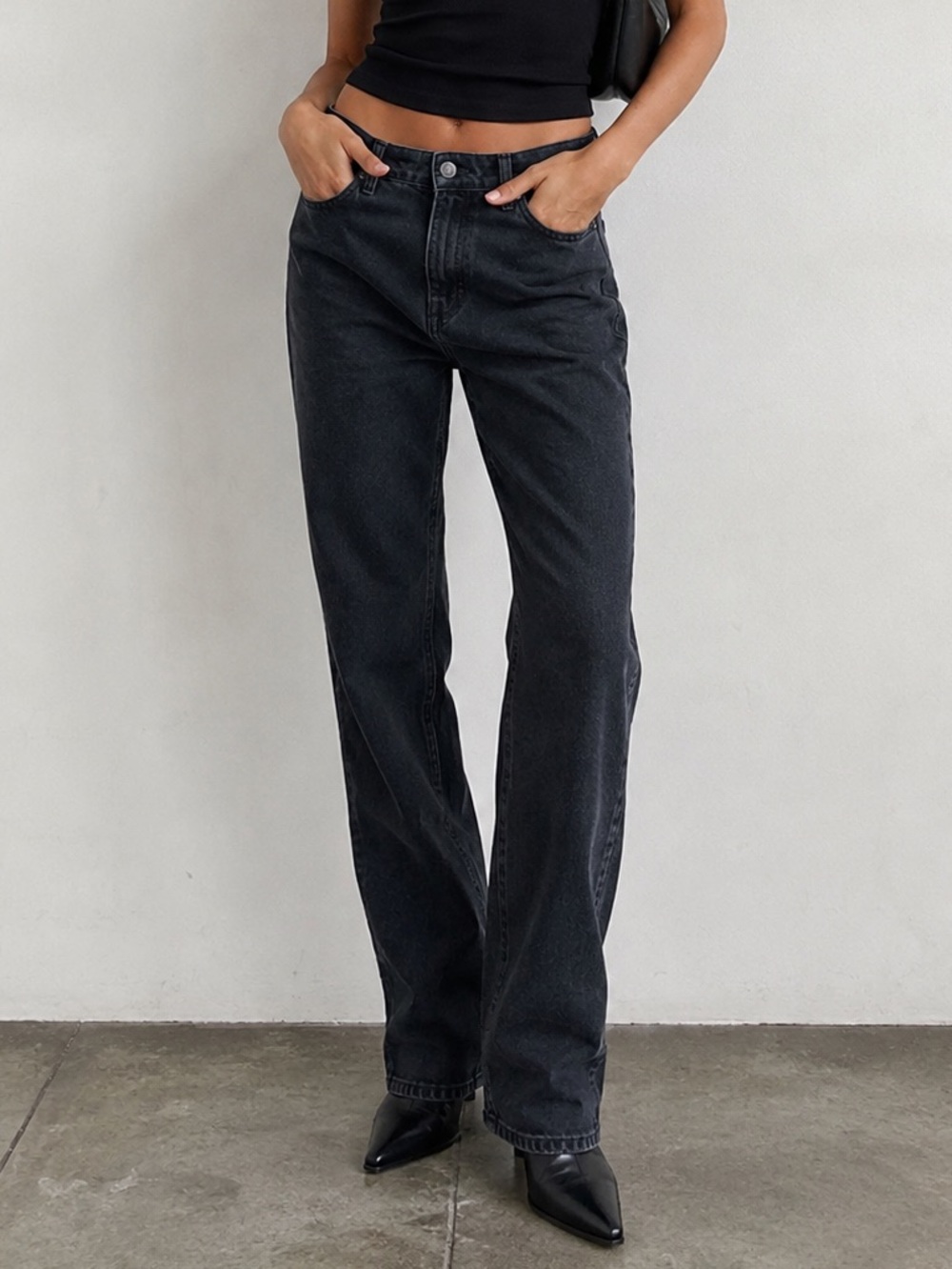 Y2K Riders by Lee Women's Straight Leg Jeans in Washed Black